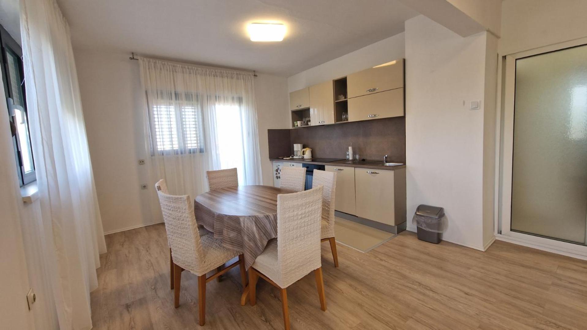 Apartmán Kuca Za Odmor Laura Ražanac Exteriér fotografie